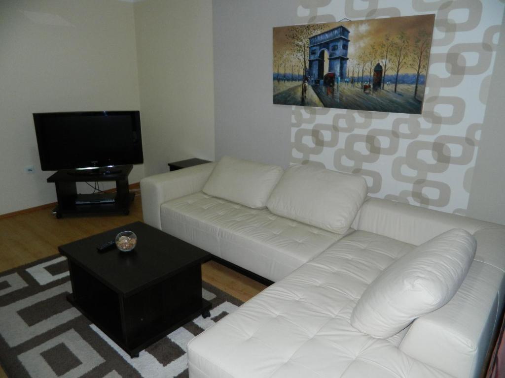 Garni Hotel Rile Men Ni Habitación foto